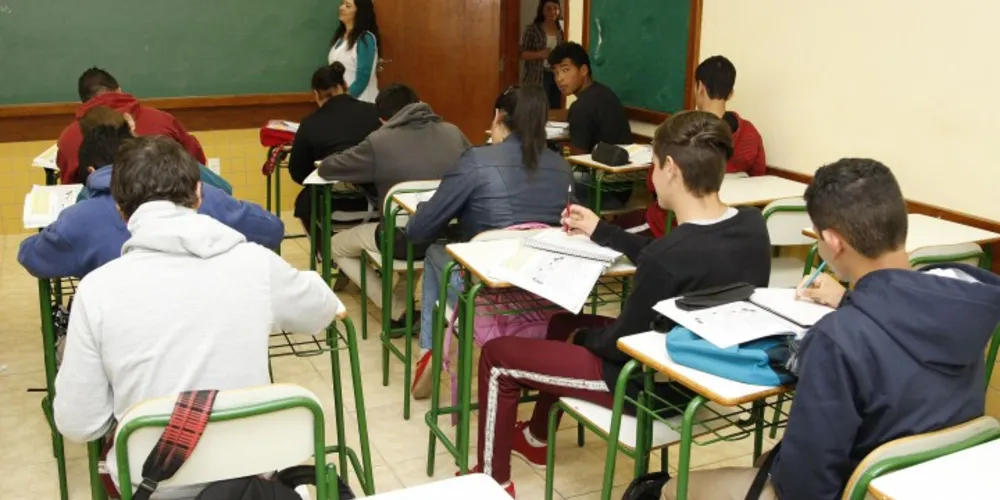 Imagem ilustrativa da imagem Inscrições para professores serão abertas na segunda
