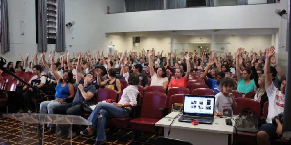 Imagem ilustrativa da imagem Professores da UEPG definem hoje rumos da greve