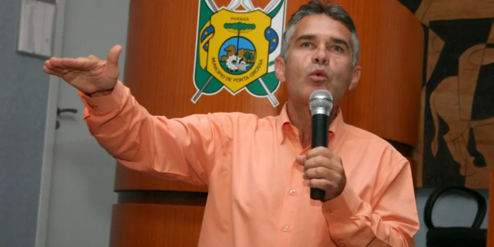 Imagem ilustrativa da imagem Servidores municipais devem aceitar reajuste salarial de 8,5%