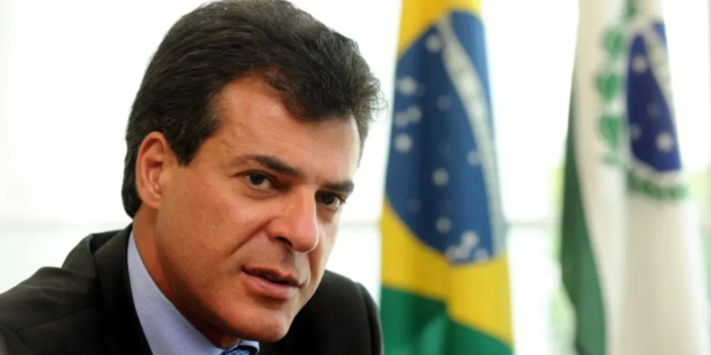 Imagem ilustrativa da imagem Beto apresenta nova proposta e espera encerrar greves no PR