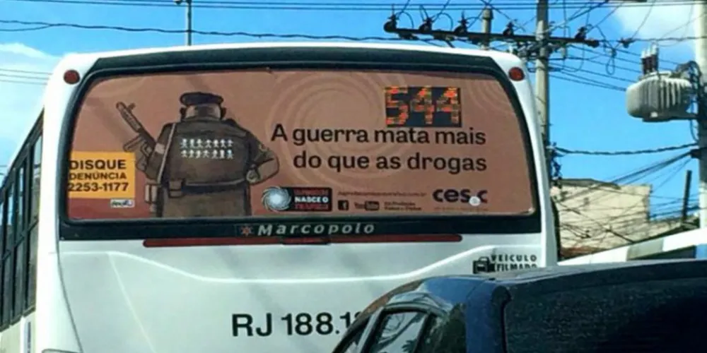 Imagem ilustrativa da imagem Governo de São Paulo proíbe cartazes e alega apologia