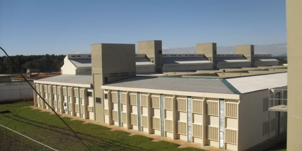 Imagem ilustrativa da imagem Agente é feito refém em rebelião em Piraquara