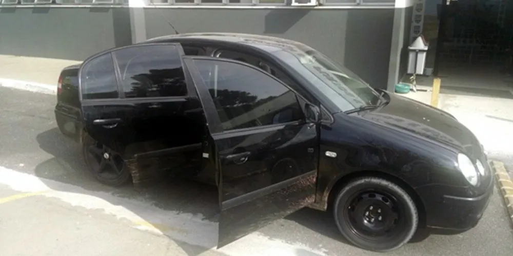 Imagem ilustrativa da imagem Casal é sequestrado quando chegava em casa noturna de Curitiba
