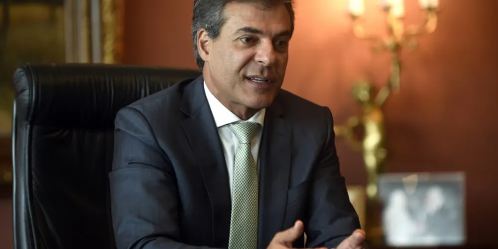 Imagem ilustrativa da imagem Governo nega intenção de vender ações da Sanepar e Copel