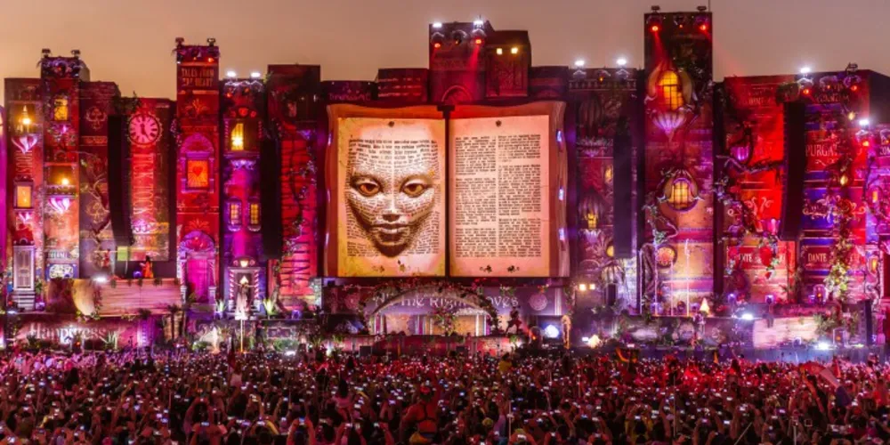 Imagem ilustrativa da imagem Primeiro dia do Tomorrowland Brasil arrasta 60 mil fãs