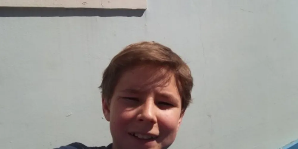 Imagem ilustrativa da imagem Garoto de 13 anos perde a visão em acidente na escola