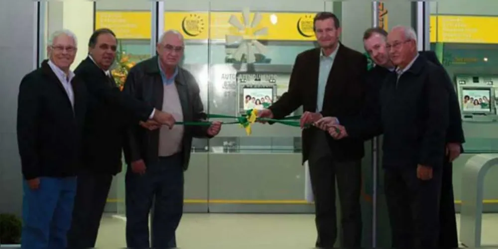 Imagem ilustrativa da imagem Sicredi inaugura agência de R$ 3,3 mi em Castro