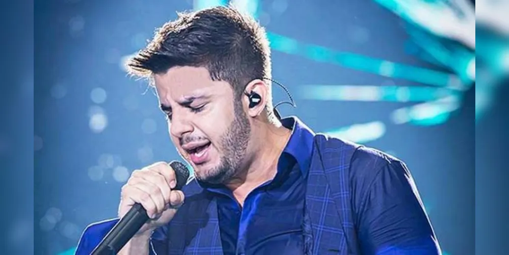 Imagem ilustrativa da imagem Cantor Cristiano Araújo morre após acidente de carro