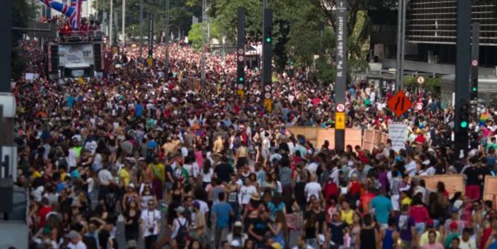 Imagem ilustrativa da imagem Parada do Orgulho LGBT de São Paulo cobra respeito e igualdade