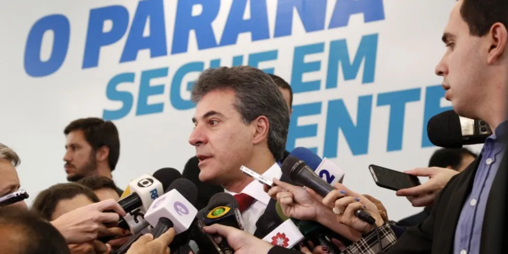 Imagem ilustrativa da imagem "Reajuste é máximo possível e tudo tem um limite", diz Richa