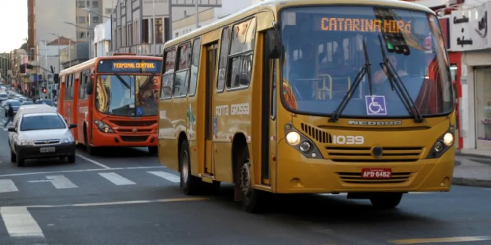 Imagem ilustrativa da imagem Sete mil pessoas devem renovar isenção do transporte coletivo