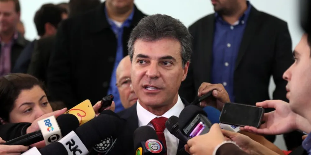 Imagem ilustrativa da imagem Richa libera R$ 3,6 milhões para cidades da região