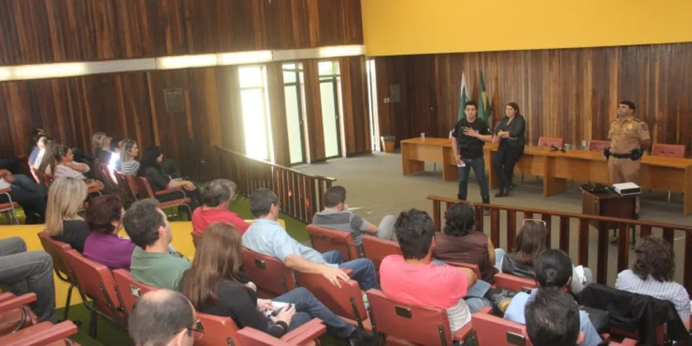 Imagem ilustrativa da imagem Reunião entre empresários e polícia debate segurança