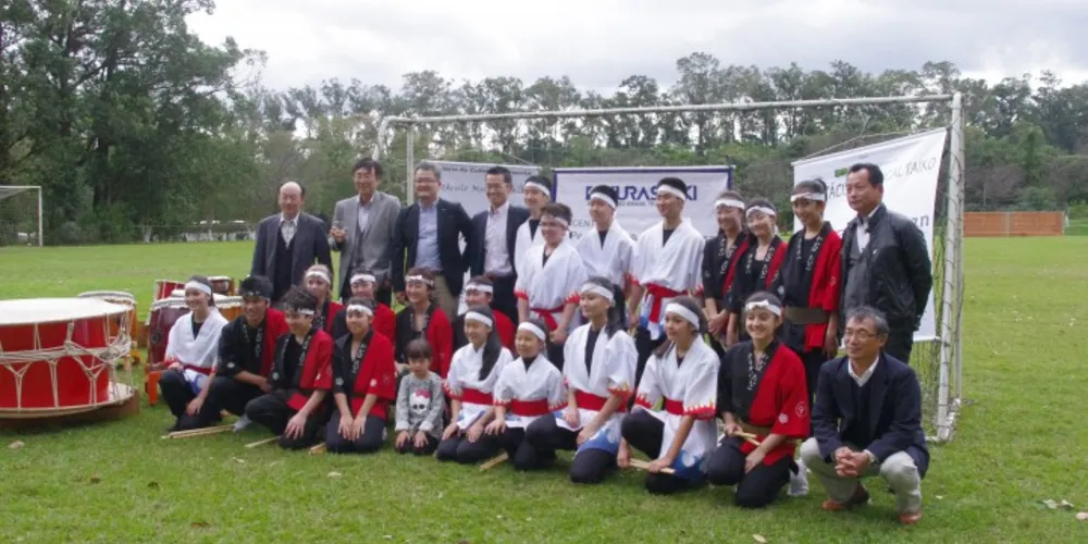 Imagem ilustrativa da imagem Grupo de Taiko homenageia presidente da Kurashiki