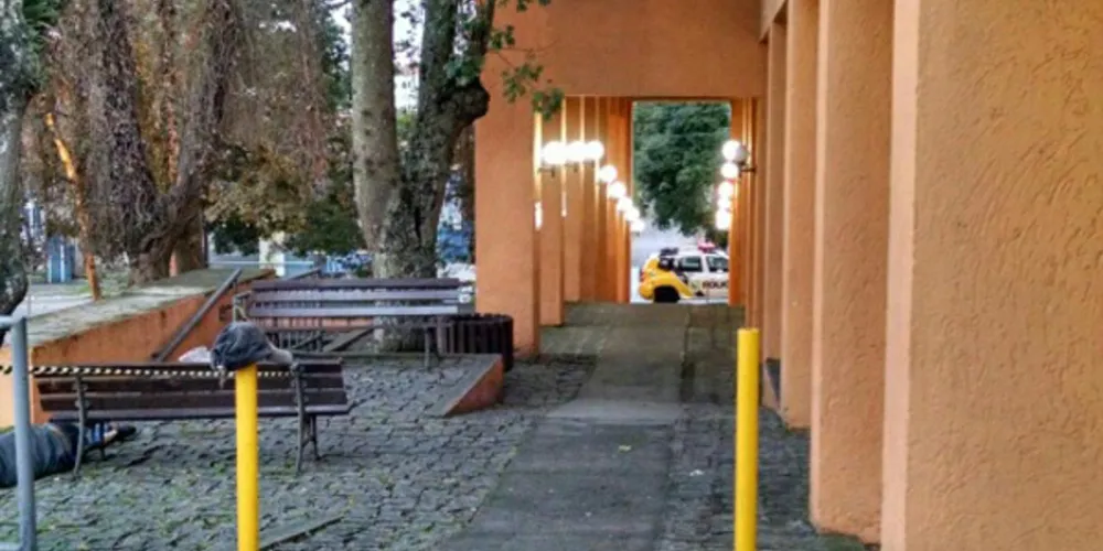 Imagem ilustrativa da imagem Andarilho é achado morto e polícia suspeita de hipotermia