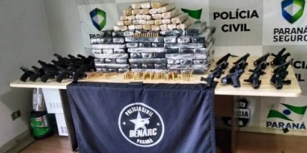 Imagem ilustrativa da imagem Ex-jogador de futsal é preso com 26 armas no Paraná
