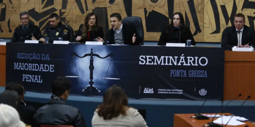 Imagem ilustrativa da imagem Audiência sobre maioridade penal lota Câmara de PG