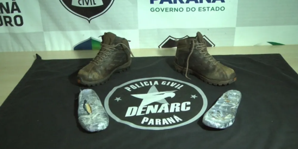 Imagem ilustrativa da imagem Polícia flagra suspeito com drogas em formato de ‘palmilha’
