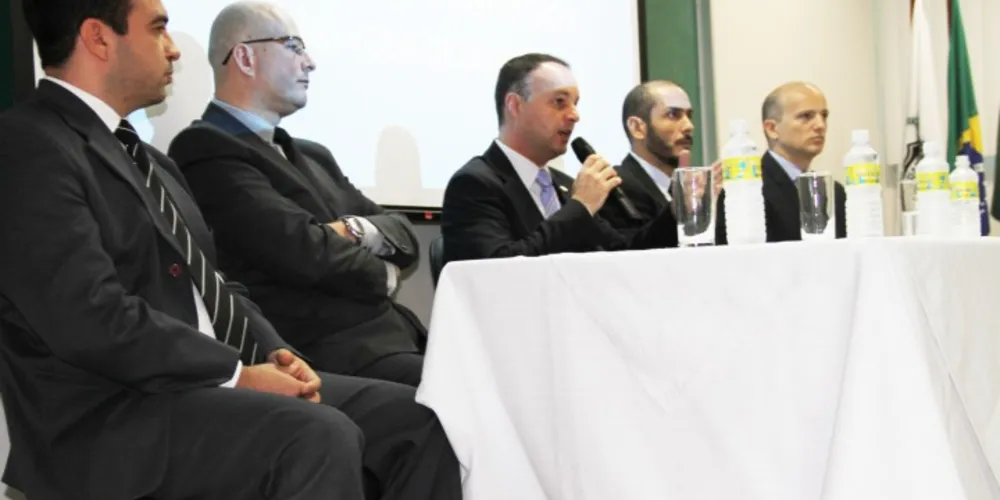 Imagem ilustrativa da imagem Policiais fazem curso de combate à corrupção