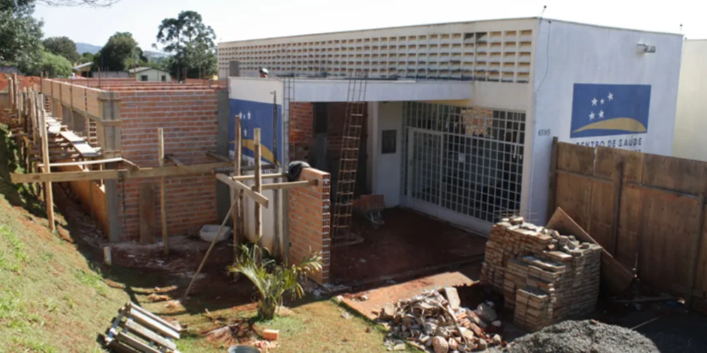 Imagem ilustrativa da imagem Construção de quadra em Tibagi entra na fase final