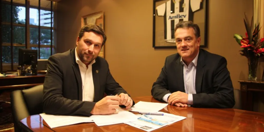 Imagem ilustrativa da imagem Pauliki, Plauto e Péricles buscam soluções para o Evangélico