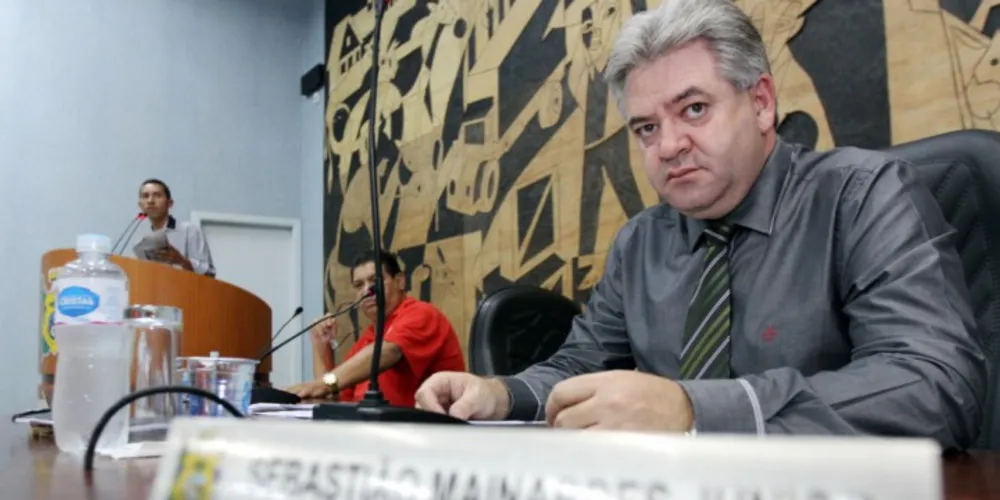 Imagem ilustrativa da imagem Câmara vota redução de vereadores na quarta-feira