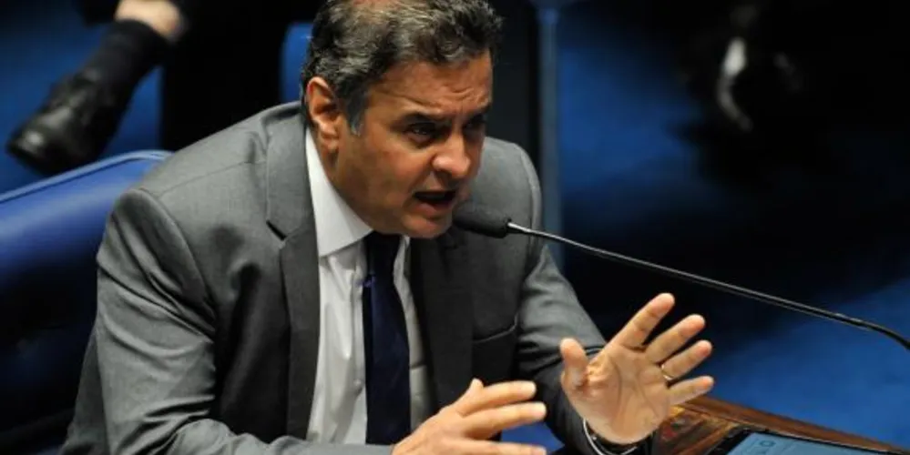 Imagem ilustrativa da imagem Aécio Neves é reeleito para presidir PSDB