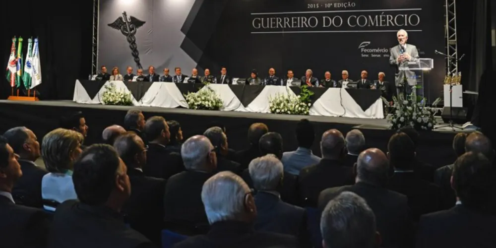 Imagem ilustrativa da imagem Empresários da região recebem troféu ‘Guerreiro do Comércio’