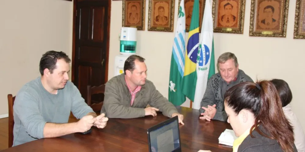 Imagem ilustrativa da imagem Professores de Palmeira devem receber retroativo em outubro