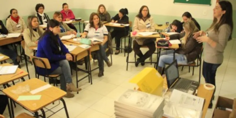 Imagem ilustrativa da imagem Escolas de Guarapuava abordam empreendedorismo