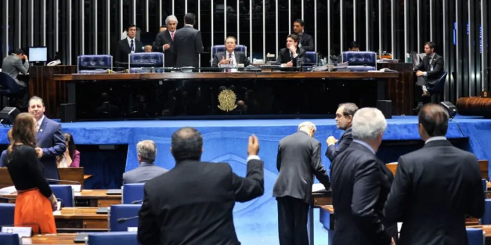 Imagem ilustrativa da imagem Senado aprova extenção do reajuste do salário mínimo