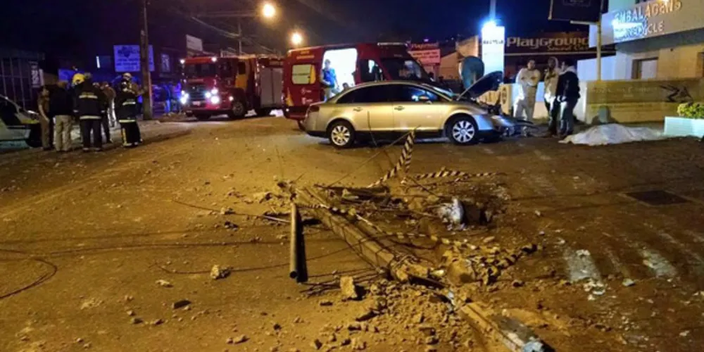 Imagem ilustrativa da imagem Carro desgovernado atropela e mata pedestre na calçada