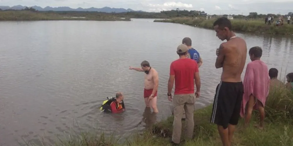 Imagem ilustrativa da imagem Tio e sobrinhos se afogam em lago de Curitiba