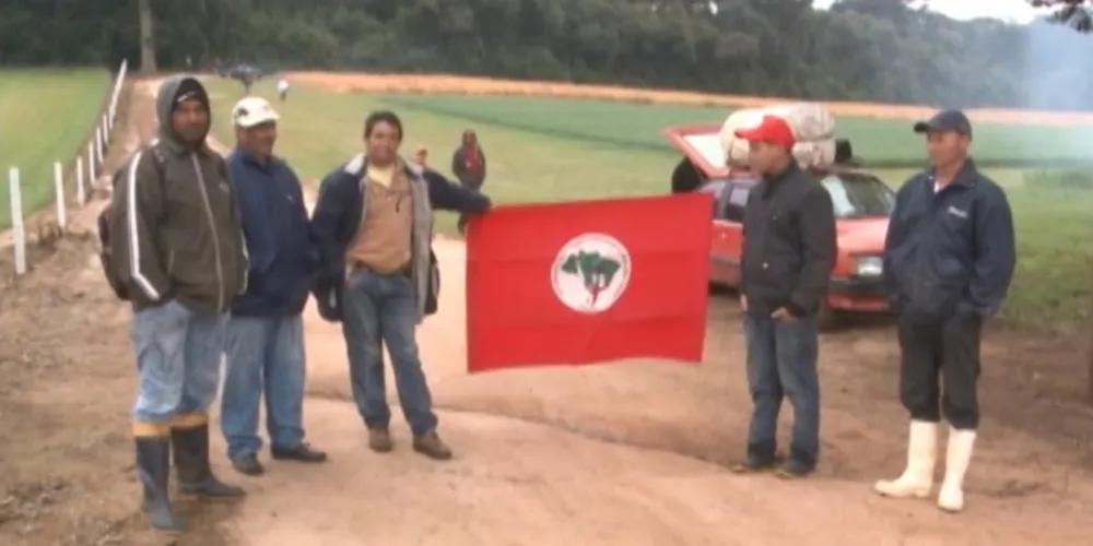 Imagem ilustrativa da imagem Deputados de PG repudiam ocupação de fazenda pelo MST