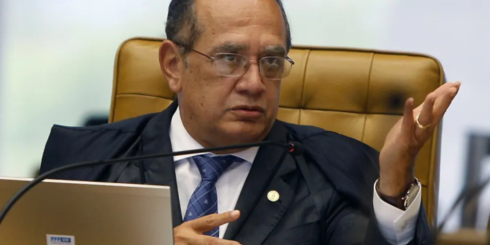 Imagem ilustrativa da imagem Ministro do TSE quer investigar contas da campanha de Dilma