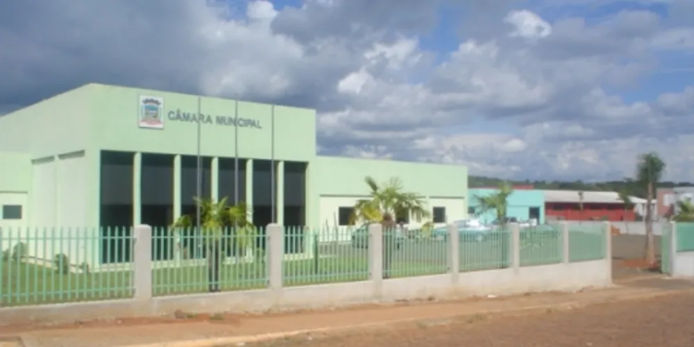 Imagem ilustrativa da imagem Justiça cassa vereadores por falsificar documento público 