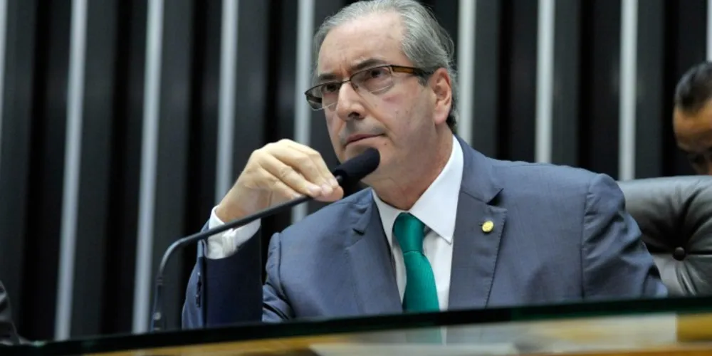 Imagem ilustrativa da imagem STF concede prazo de 15 dias para defesa de Cunha e Collor