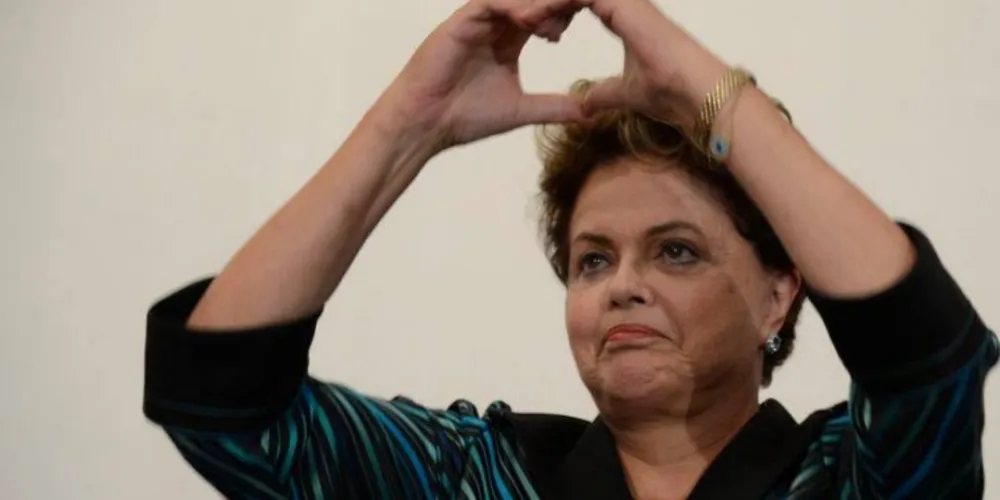 Imagem ilustrativa da imagem Dilma diz que país voltará a crescer e reduzirá inflação