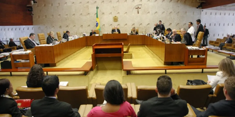 Imagem ilustrativa da imagem STF define aumento para ministros e servidores