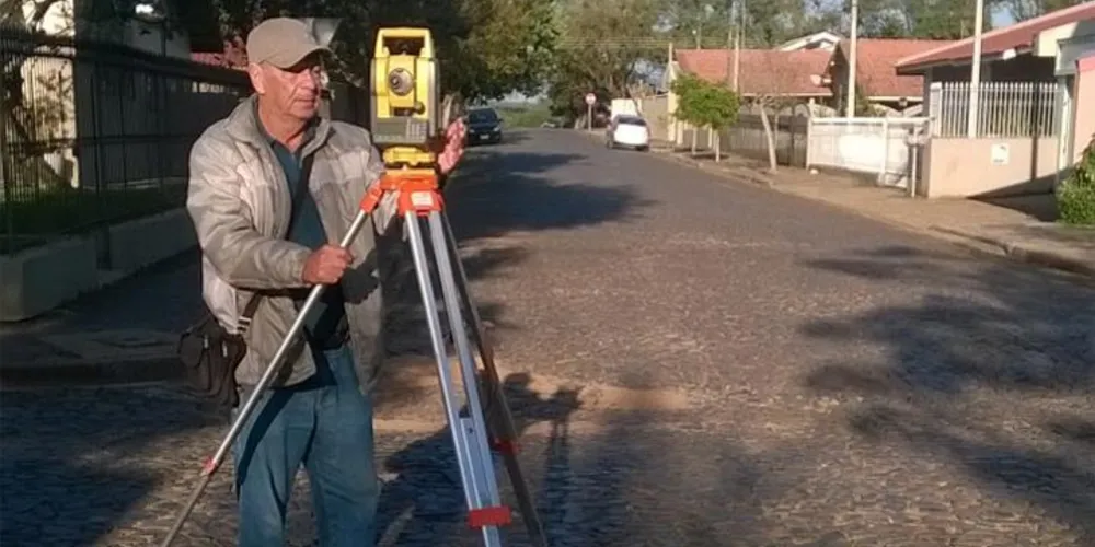 Imagem ilustrativa da imagem Centro de Tibagi terá mais de 3 km de vias asfaltadas