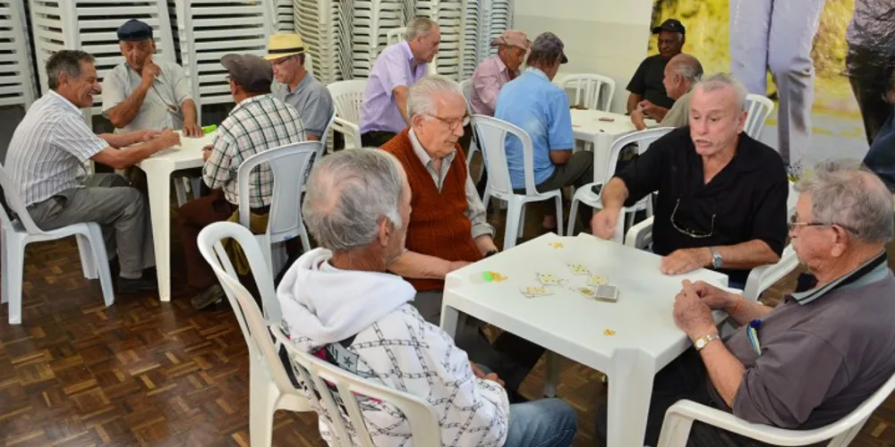 Imagem ilustrativa da imagem Mais de 60 idosos participam do 1º Torneio de Truco