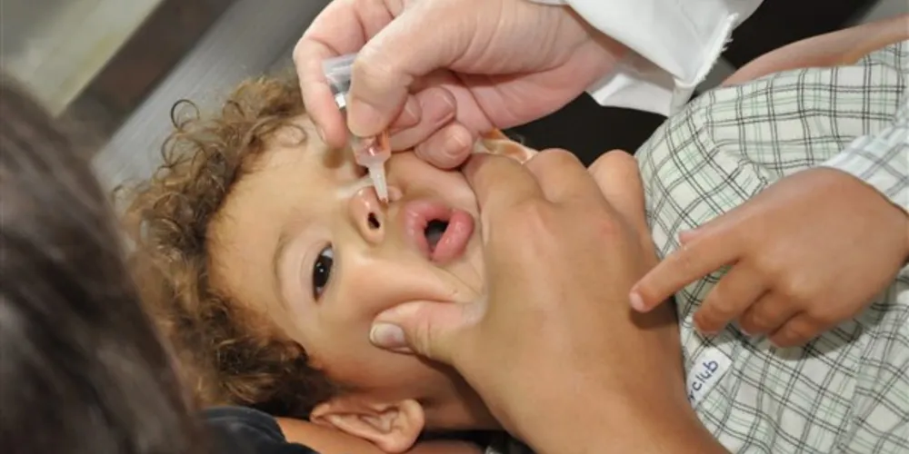 Imagem ilustrativa da imagem Telêmaco Borba vacina 2,3 mil crianças contra paralisia infantil