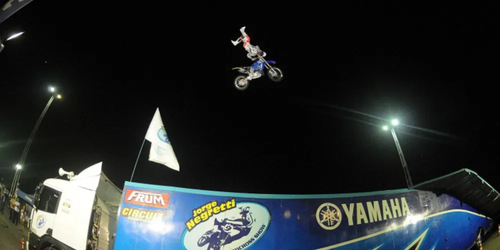 Imagem ilustrativa da imagem Ponta Grossa recebe feras do Motocross Freestyle nacional