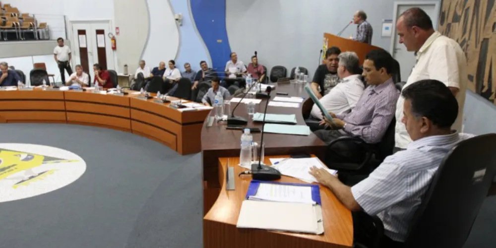 Imagem ilustrativa da imagem Prefeitura pede crédito de R$ 16 milhões para pagar folha