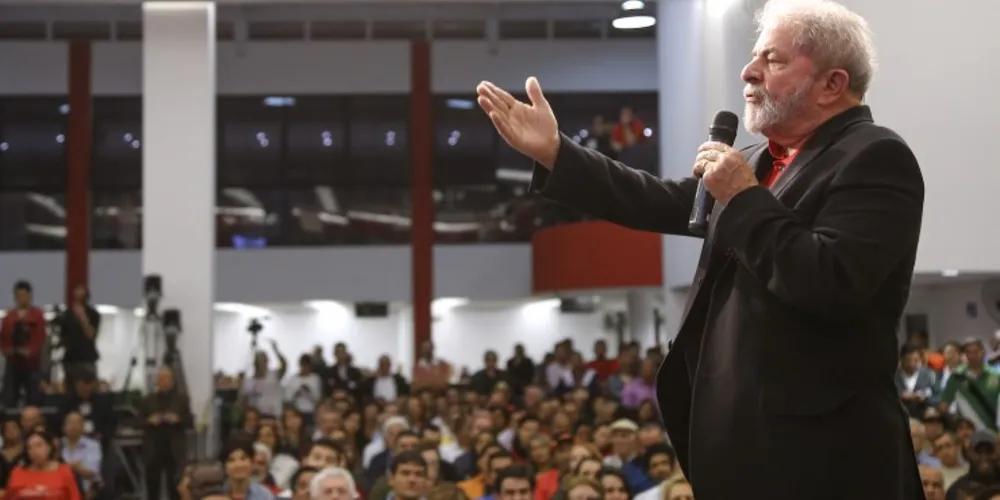 Imagem ilustrativa da imagem PF pede ao Supremo autorização para ouvir Lula