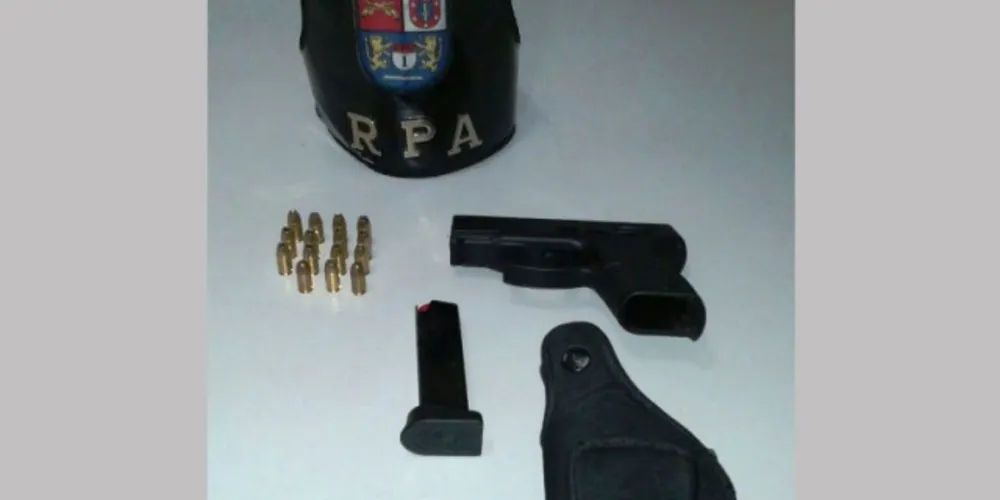 Imagem ilustrativa da imagem Homem é detido pela PM com pistola sem registro