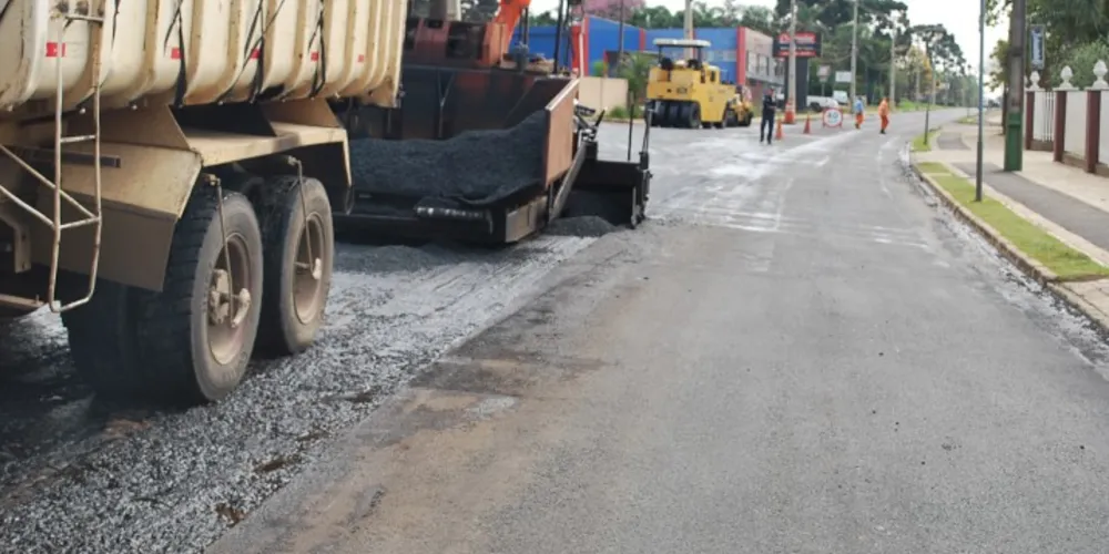 Imagem ilustrativa da imagem Avenida dos Pioneiros passa por obras em Carambeí