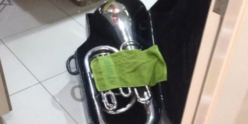 Imagem ilustrativa da imagem Ladrão devolve instrumentos e bíblias e deixa recado