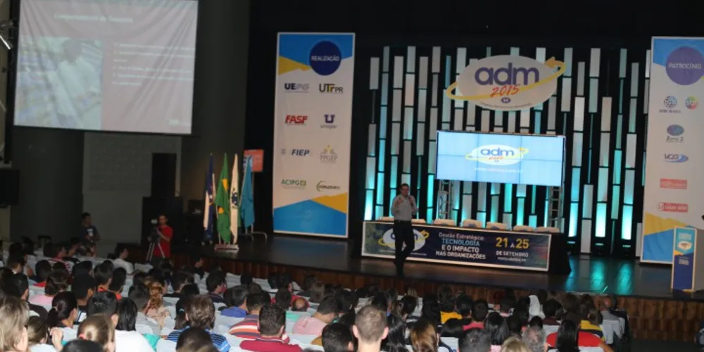 Imagem ilustrativa da imagem ADM 2015 premia melhores artigos do congresso 
