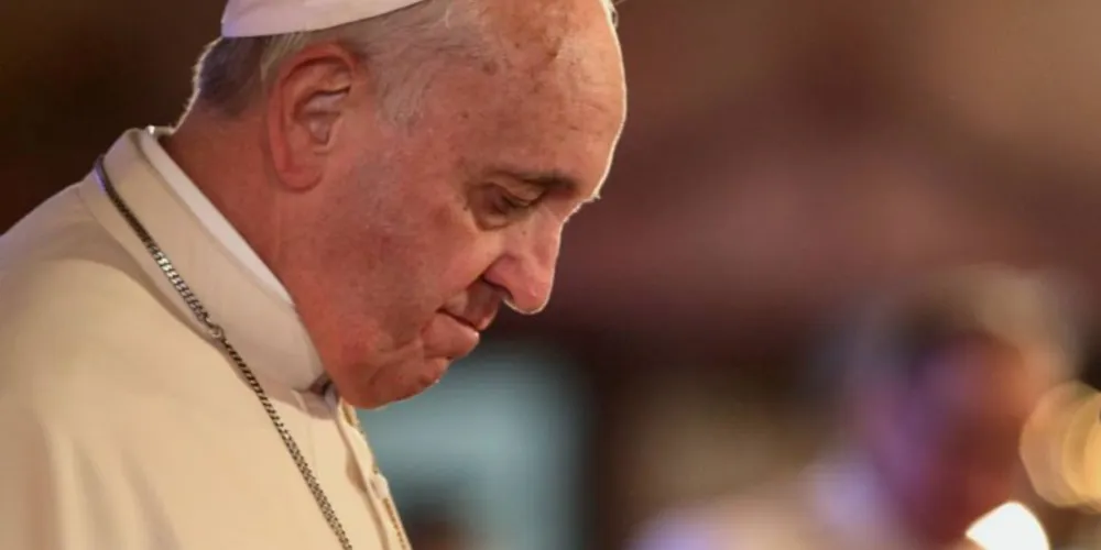 Imagem ilustrativa da imagem Papa Francisco pede que padres perdoem o aborto